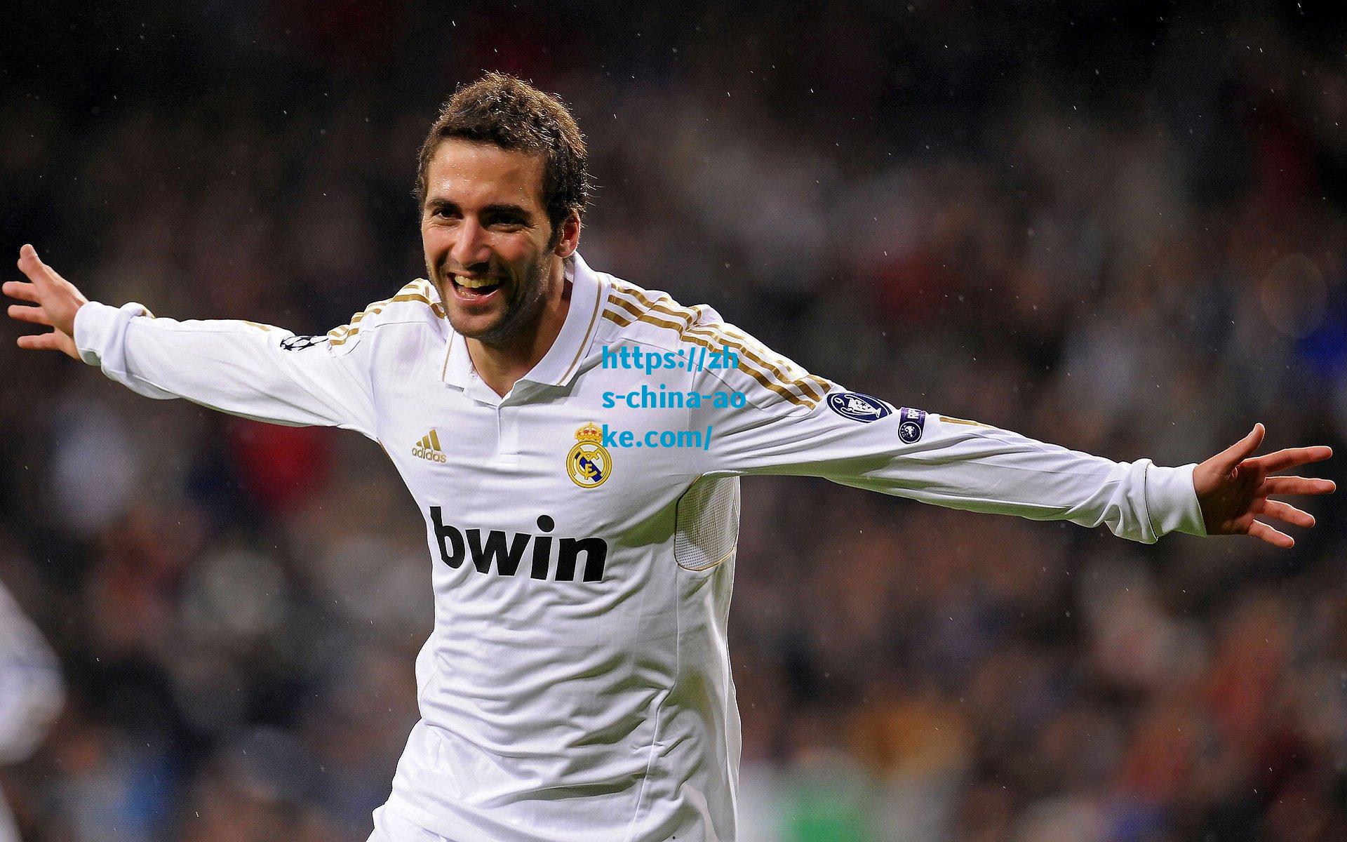 德米凯利斯慧眼识珠，16岁马斯坦托诺河床首秀，主帅盛赞天生皇马级