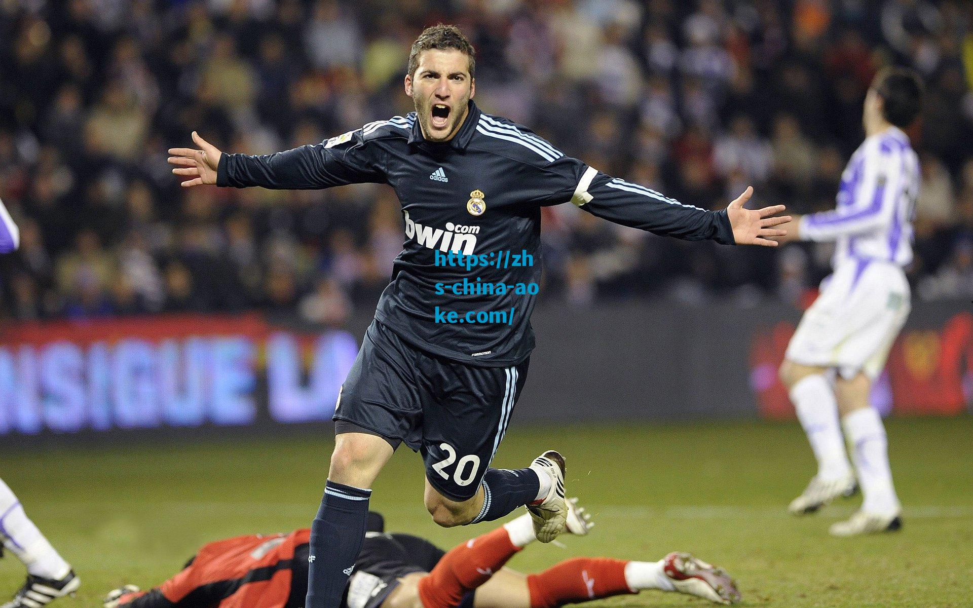 皇马官方发文祝贺莱万特、埃尔切和皇家奥维耶多升级，期待新赛季再续绿茵情缘