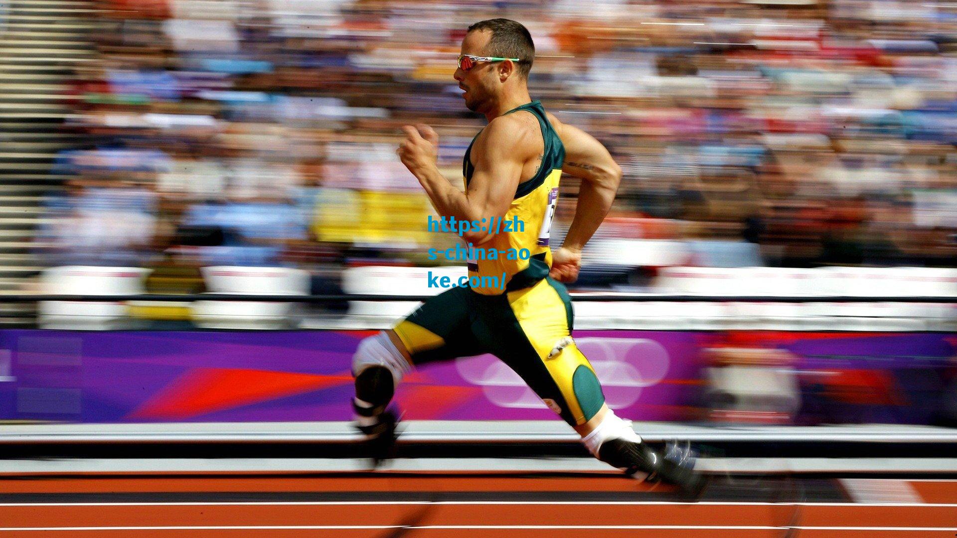 未来之星闪耀篮坛，队友揭秘杨瀚森超高球商，他的眼睛能看到未来