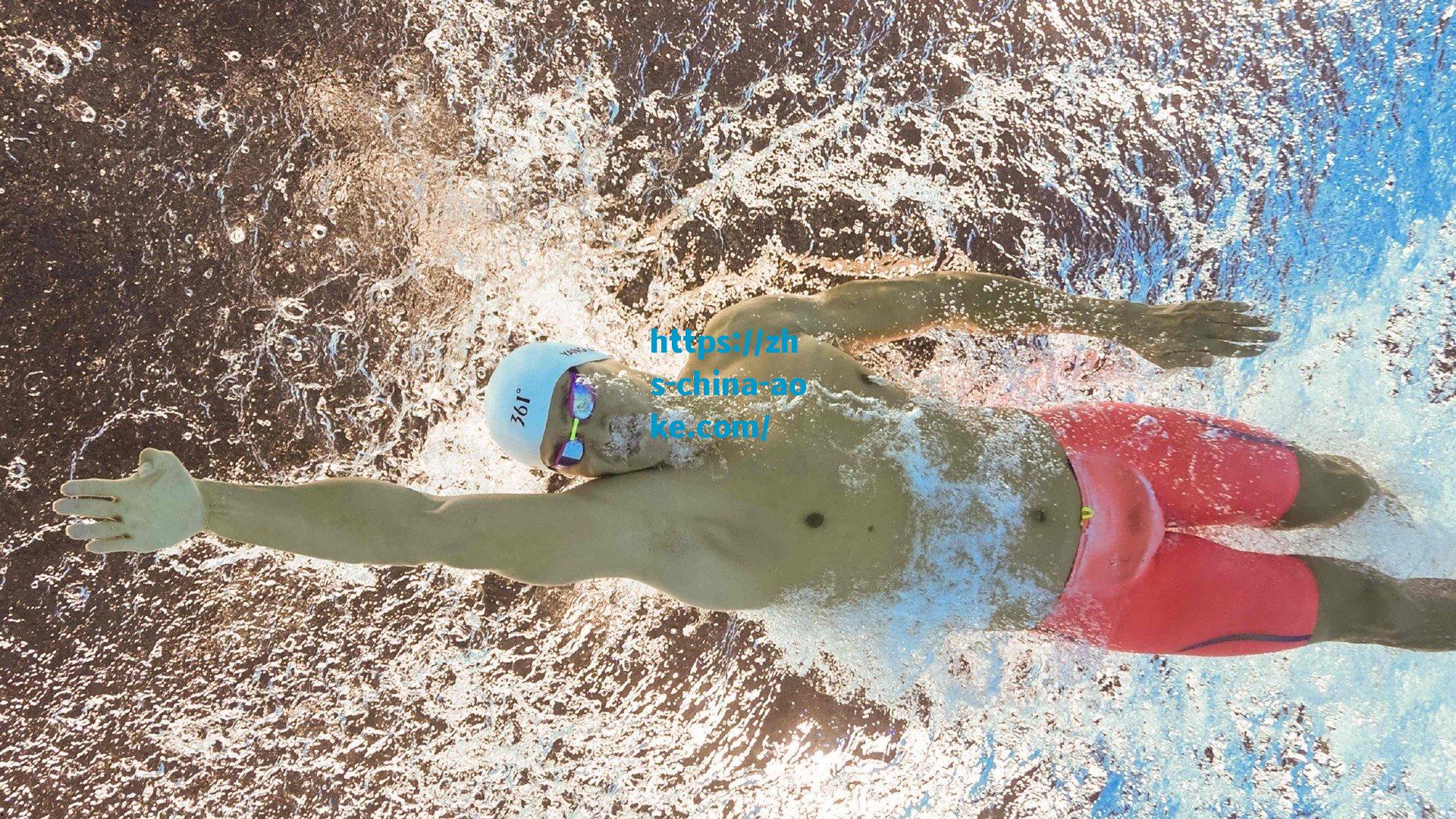 隆戈透露奥卡福或告别圣西罗，米兰瞄准顶级边锋补强锋线